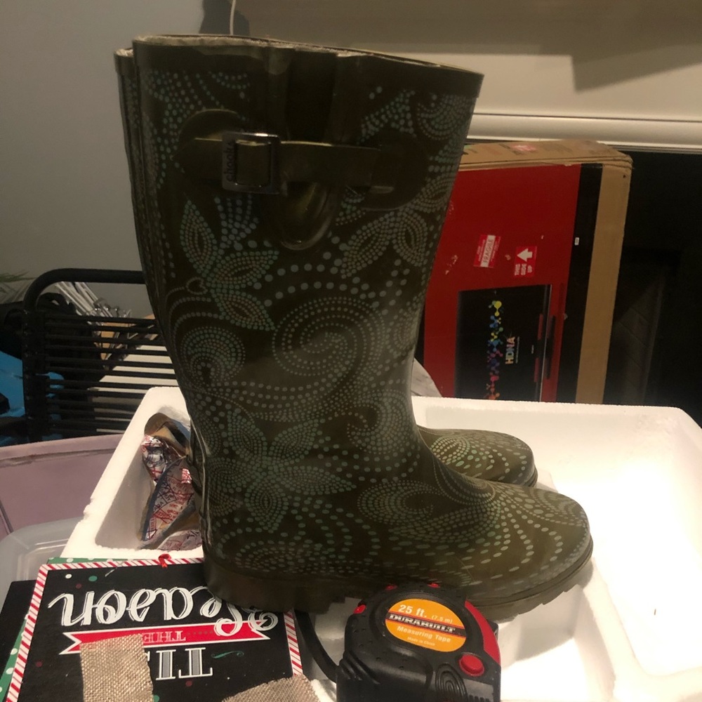 Rain boots